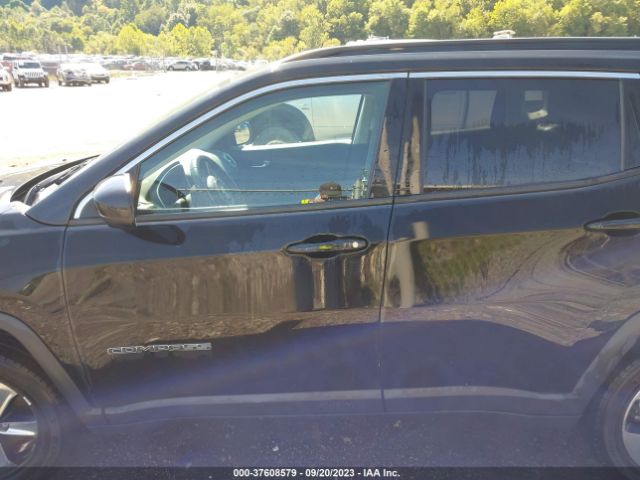 3C4NJCBB7JT241089 Jeep Compass Latitude Fwd