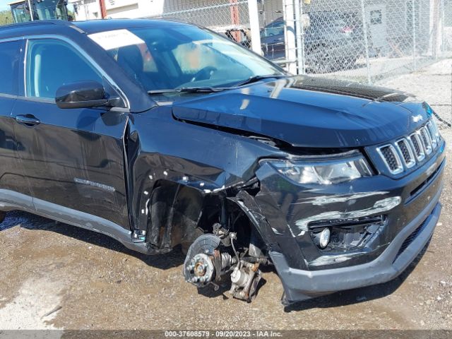 3C4NJCBB7JT241089 Jeep Compass Latitude Fwd