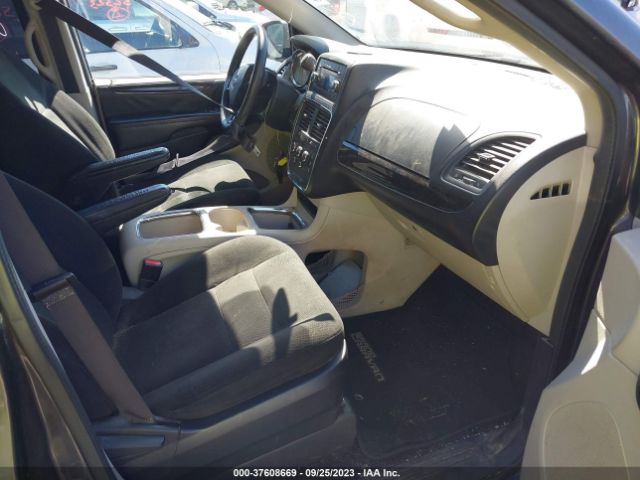 2C4RDGCG8GR309650 Dodge Grand Caravan Sxt