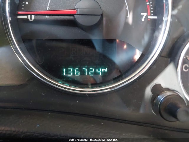 1C4BJWDG5EL321229 Jeep Wrangler Unlimited Sport