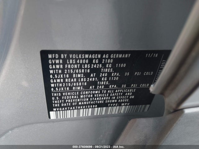 WVGAV7AX7HK015598 Volkswagen TIGUAN
