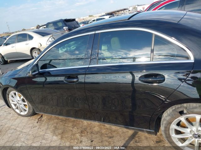 W1K3G4EB5MJ282989 Mercedes-Benz A-class A 220