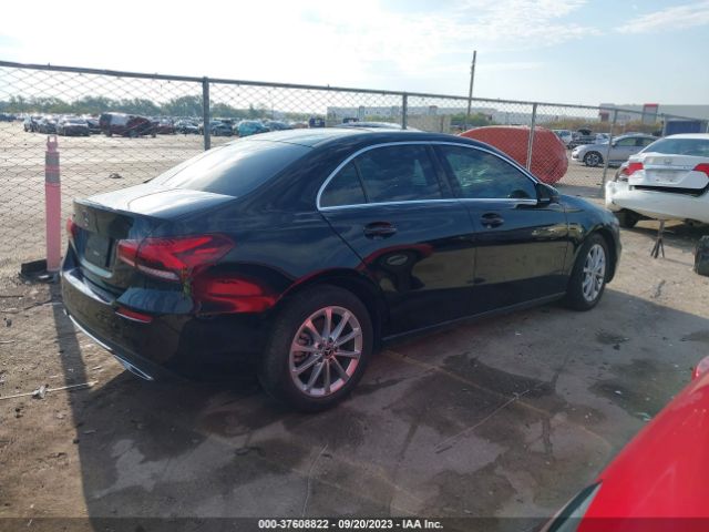 W1K3G4EB5MJ282989 Mercedes-Benz A-class A 220