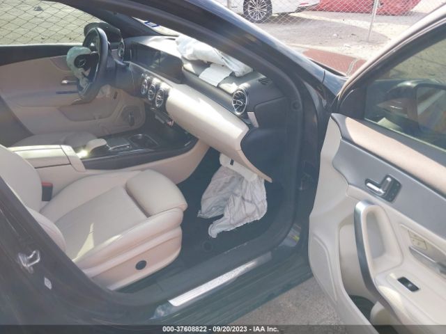 W1K3G4EB5MJ282989 Mercedes-Benz A-class A 220