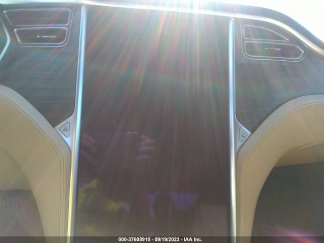 5YJSA1E18GF150608 Tesla Model S 70 Kwh