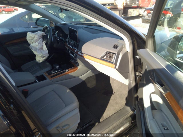 WA1BAAFYXM2109949 Audi Q5 Premium Plus