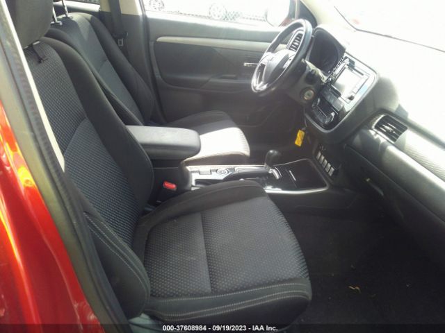JA4AZ2A34HZ015584 Mitsubishi Outlander Es