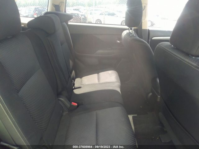JA4AZ2A34HZ015584 Mitsubishi Outlander Es