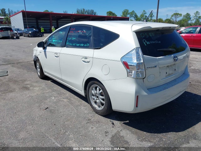 Toyota Prius V Five 2014 JTDZN3EU6EJ015142 Image 3