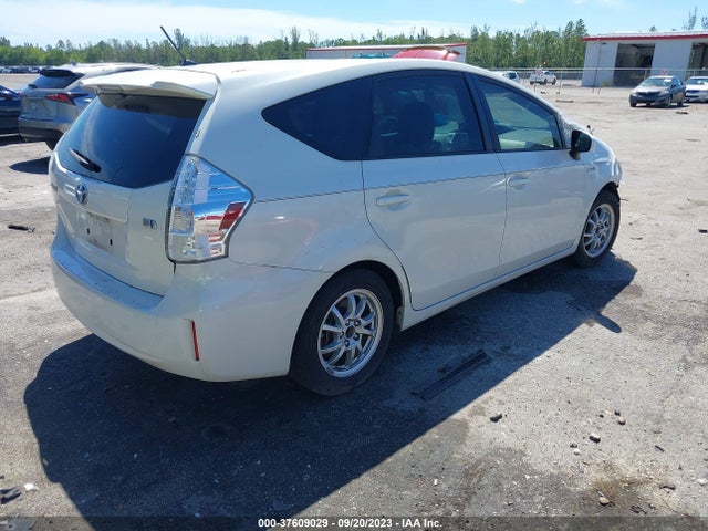 Toyota Prius V Five 2014 JTDZN3EU6EJ015142 Image 4