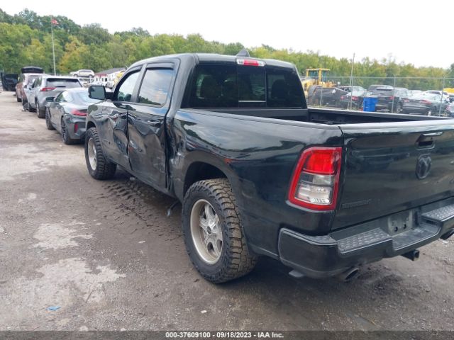 2022 RAM 1500 1C6SRFFT5NN285167 Photo 2