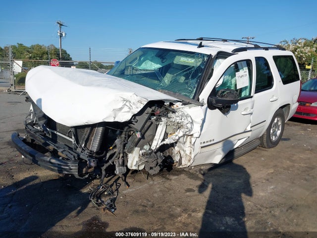 Chevrolet Tahoe Lt 2014 1GNSCBE02ER107002 Image 2