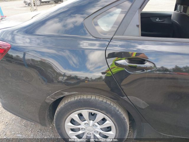 3KPF24AD5ME301275 KIA FORTE FE