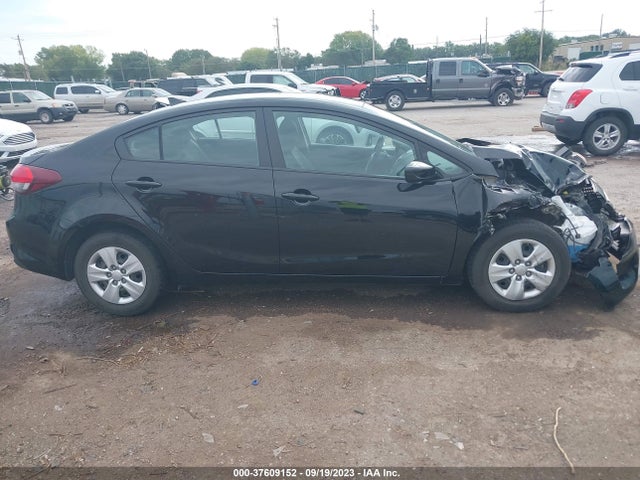 KIA FORTE LX 2017 3KPFL4A78HE151448 Image 14