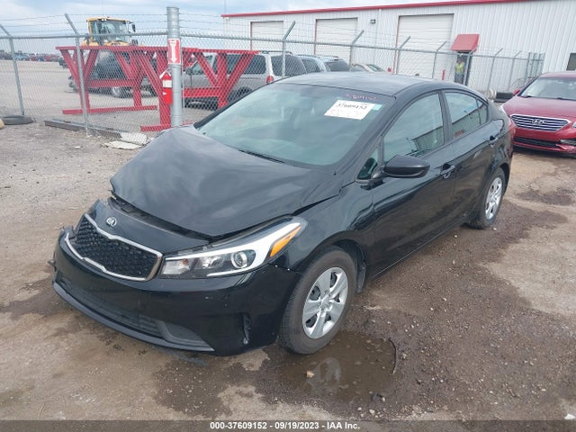 KIA FORTE LX 2017 3KPFL4A78HE151448 Image 2