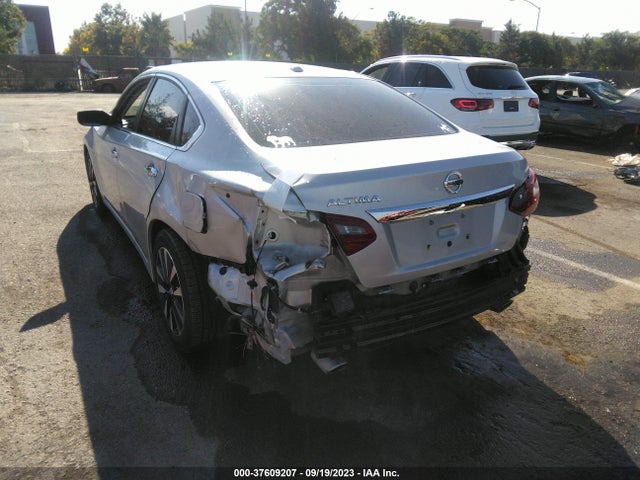 2018 NISSAN ALTIMA 2.5 SV VIN: 1N4AL3AP6JC111649