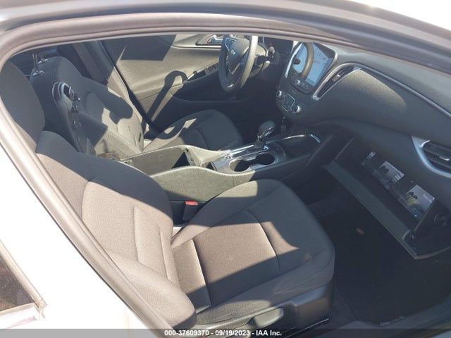 Chevrolet MALIBU LT 2022 1G1ZD5ST6NF172417 Image 5