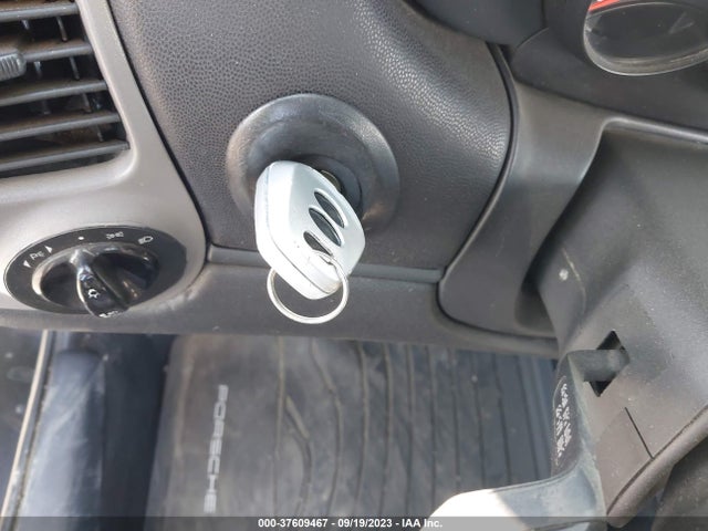 1999 PORSCHE BOXSTER WP0CA2989XU620802 Photo 10