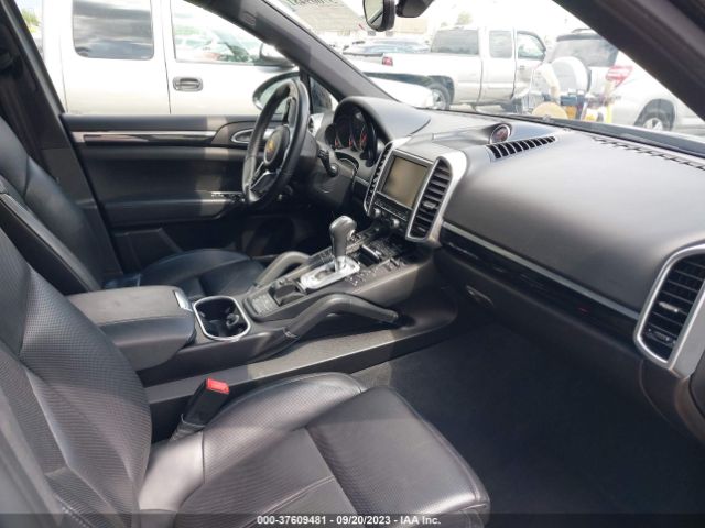 WP1AA2A29GLA02334 Porsche Cayenne