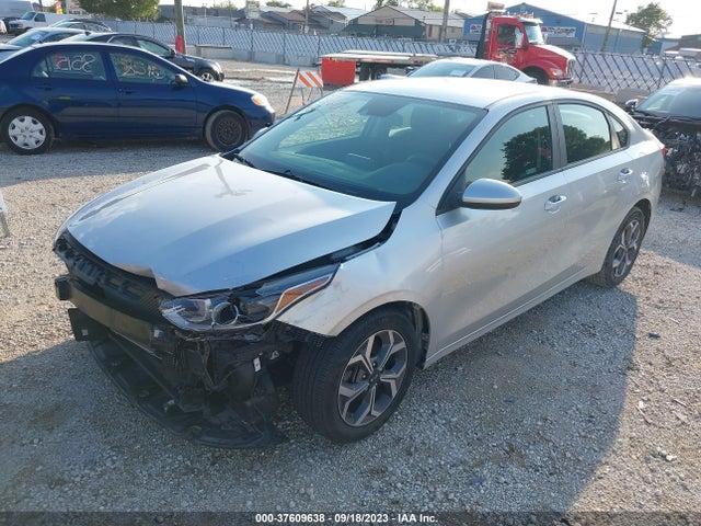 KIA Forte Lxs 2019 3KPF24AD1KE065933 Image 2