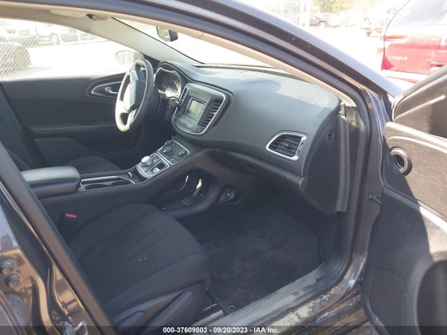 Chrysler 200 Limited 2015 1C3CCCAB1FN629918 Image 5