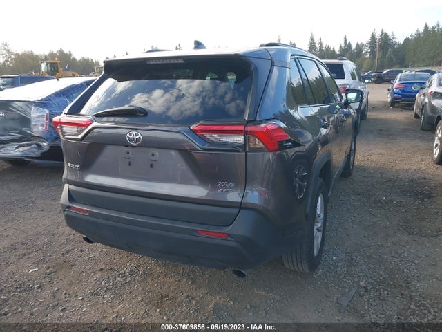 2021 TOYOTA RAV4 XLE VIN: 2T3P1RFV4MC212860