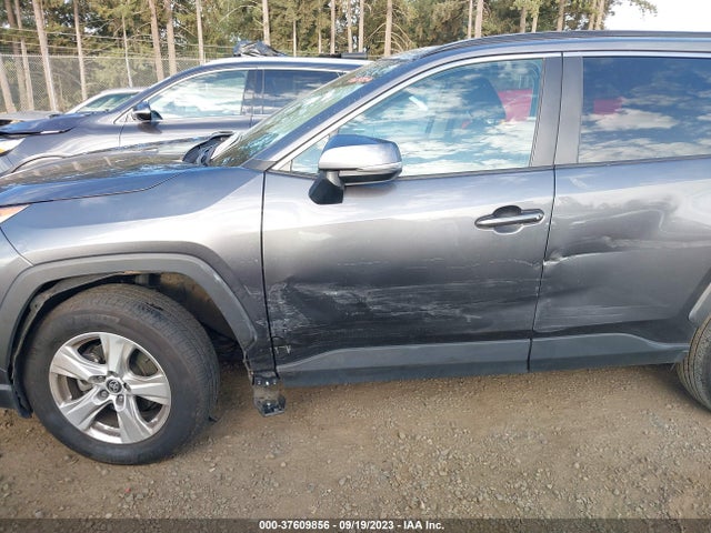 2021 TOYOTA RAV4 XLE VIN: 2T3P1RFV4MC212860