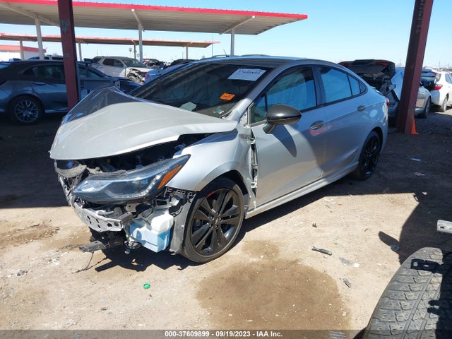 Chevrolet CRUZE LT 2018 1G1BE5SM9J7150861 Image 2