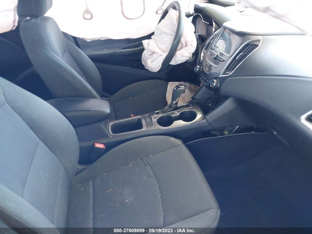 Chevrolet CRUZE LT 2018 1G1BE5SM9J7150861 Image 5