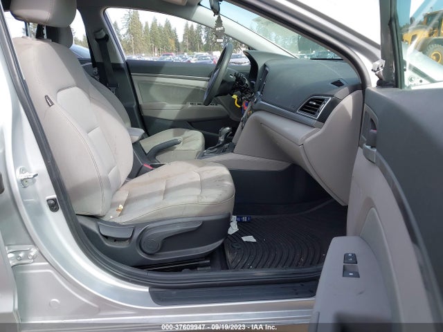 Hyundai ELANTRA SEL 2018 5NPD84LF3JH214003 Image 5