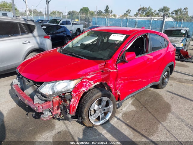 Honda HR-V LX 2017 3CZRU5H35HG701710 Image 2