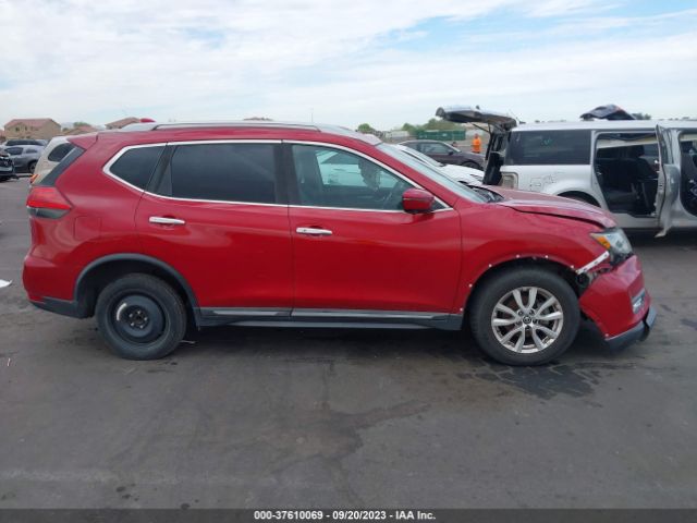 5N1AT2MT0HC876553 Nissan Rogue Sl