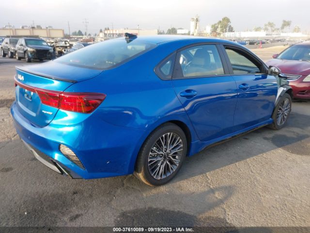 3KPF54AD9PE526004 KIA Forte Gt-line
