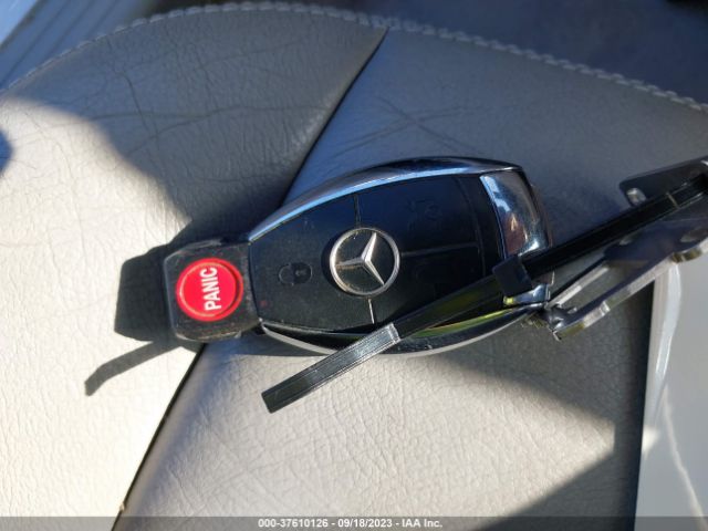 2004 MERCEDES-BENZ CLK-CLASS WDBTK65G04T006125 Photo 10