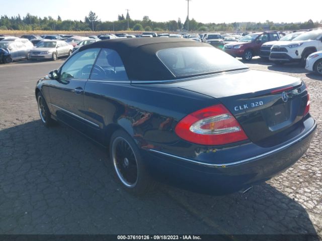 2004 MERCEDES-BENZ CLK-CLASS WDBTK65G04T006125 Photo 2