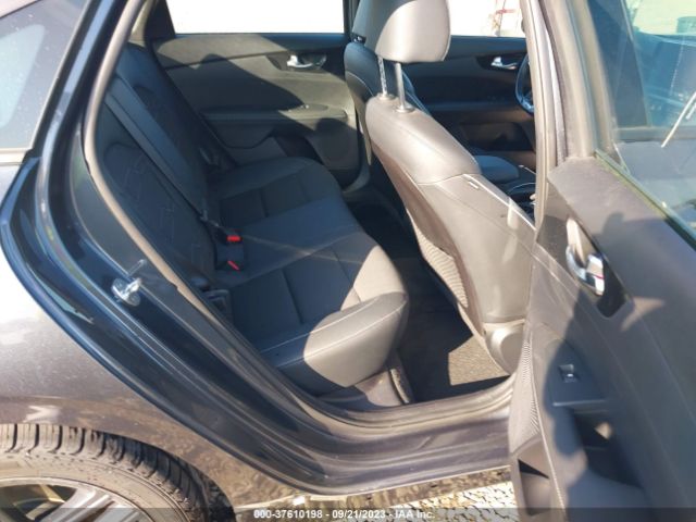 3KPF34AD1ME392798 KIA Forte Gt-line
