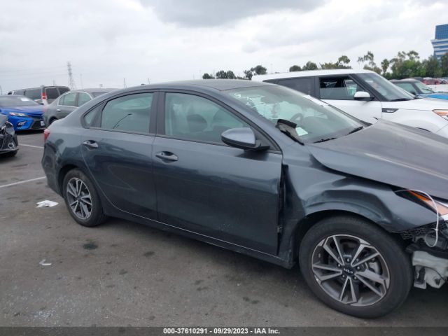 3KPF24ADXNE439721 KIA Forte Lxs