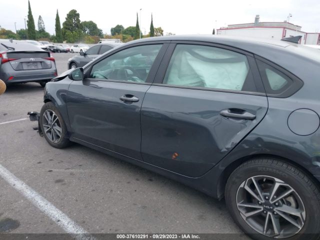 3KPF24ADXNE439721 KIA Forte Lxs