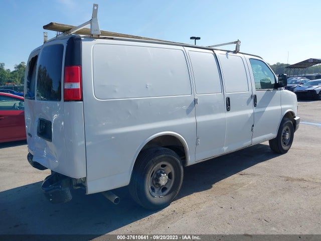 Chevrolet EXPRESS CARGO VAN 2019 1GCWGAFP1K1182482 Image 4