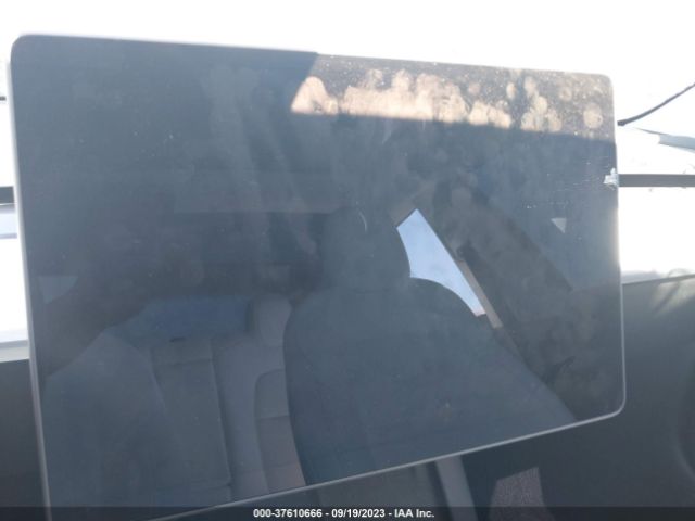 5YJ3E1EAXMF989860 Tesla Model 3 Standard Range Plus