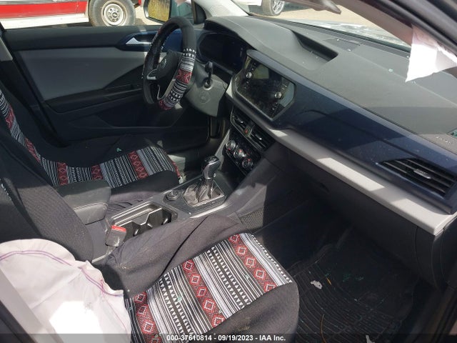 3VVLX7B28NM096871 Volkswagen TAOS SE