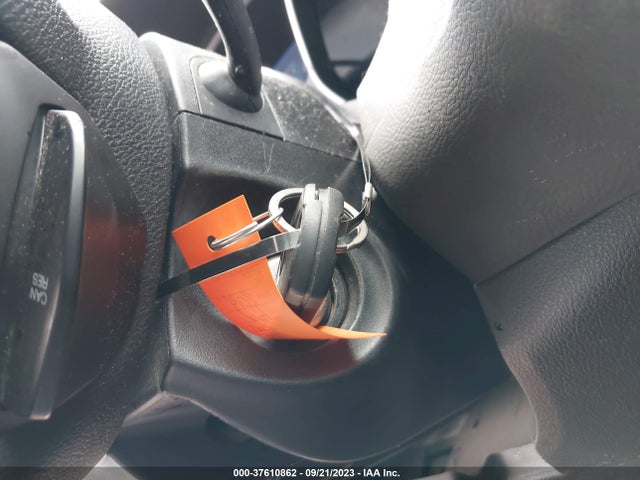2014 FORD FOCUS SE VIN: 1FADP3F28EL432211