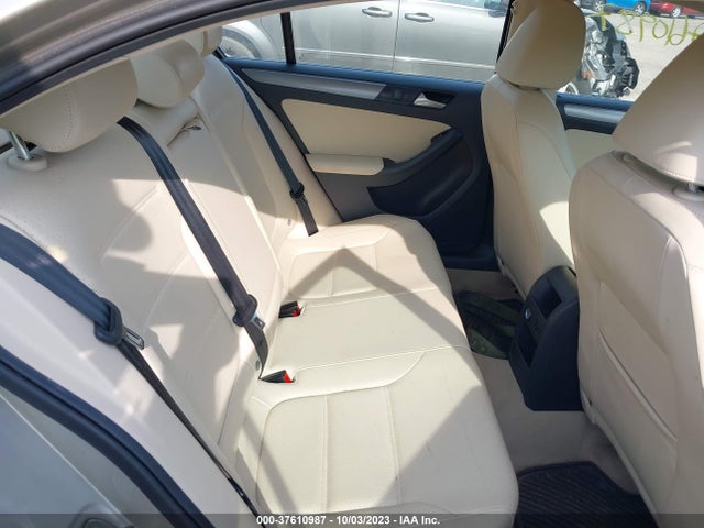 3VWLL7AJ8EM211291 Volkswagen Jetta Sedan Tdi