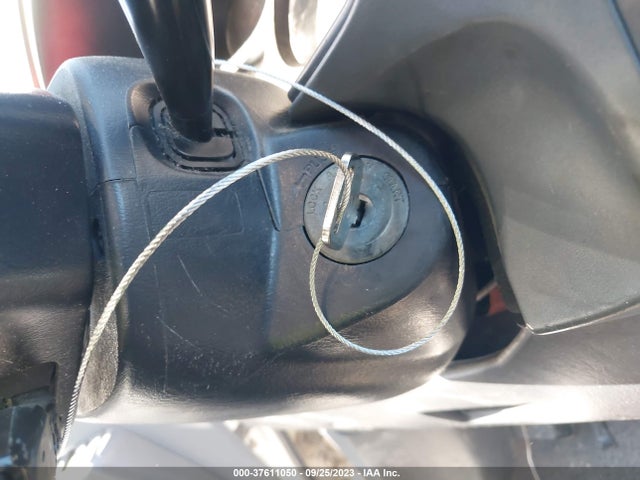 2000 TOYOTA RAV4 VIN: JT3GP10V5Y7077093