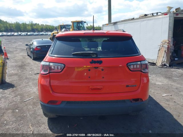3C4NJCAB2JT106121 Jeep Compass Sport