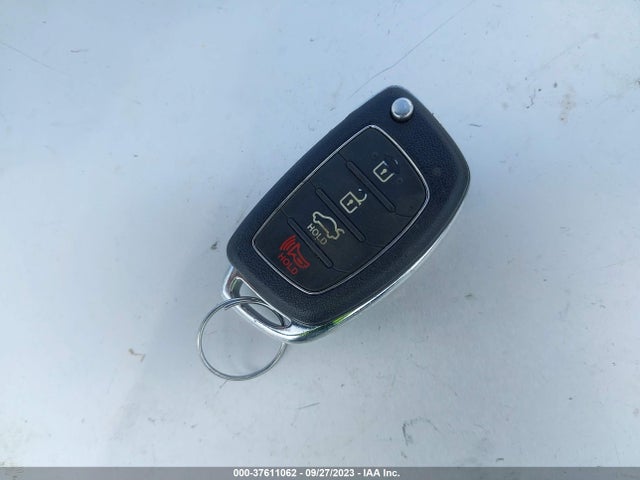 Hyundai Sonata 2.4l Se 2015 5NPE24AF6FH107219 Image 3