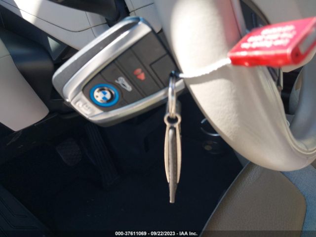 WBY1Z4C54FV501234 BMW I3