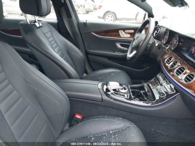 WDDZF4KB3HA016779 Mercedes-Benz E-class E 300