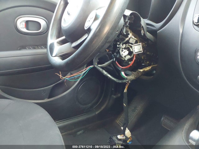 KIA Soul Base 2014 KNDJN2A23E7020873 Image 6