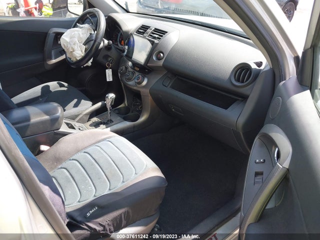 2009 TOYOTA RAV4 SPORT VIN: JTMBK32V795078983